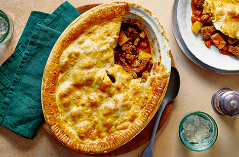 This comforting hash pie uses leftover roast beef and potatoes to make a winter warmer that the whole family will enjoy - tuck in!