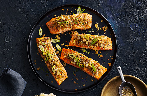 Try this quick and easy salmon recipe with a packed-with-flavour crust made with za'atar, breadcrumbs, lemon and thyme.