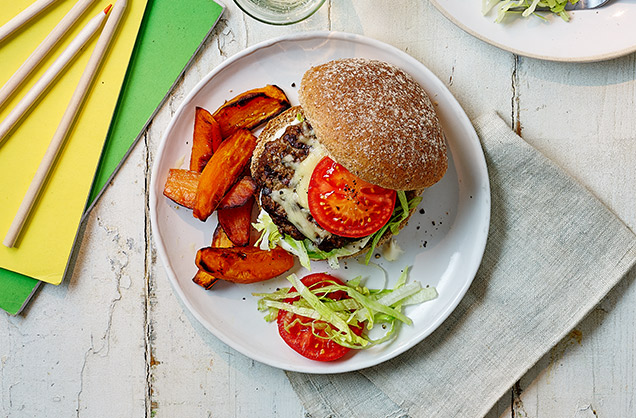Cheeseburgers with sweet potato fries