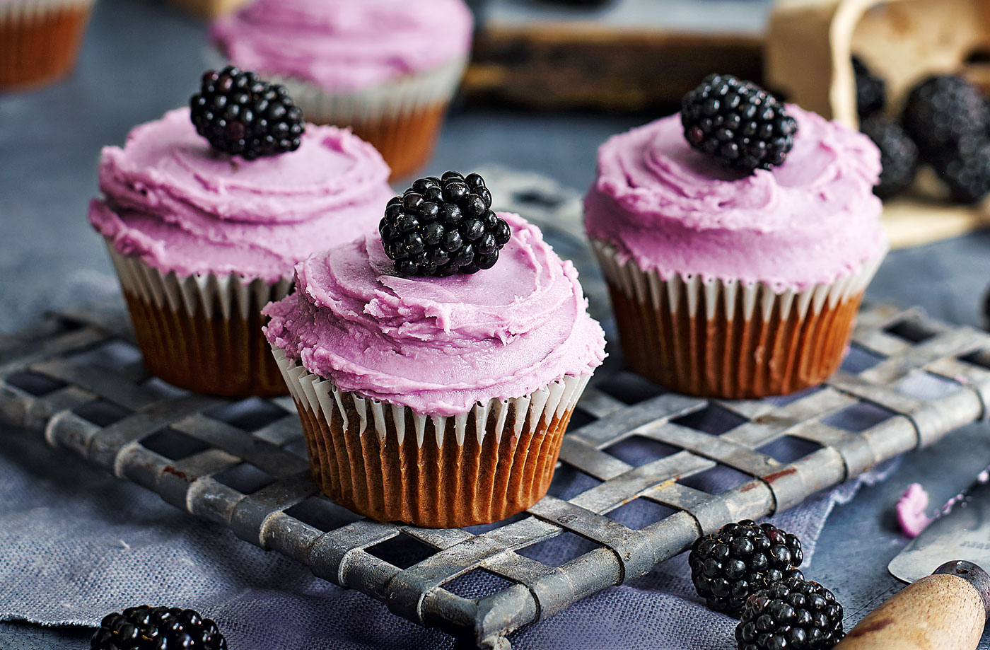 Black velvet cupcakes recipe