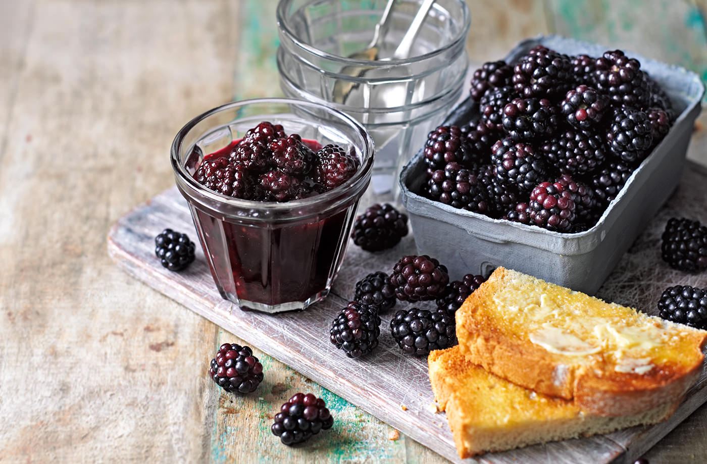 Blackberry compote recipe