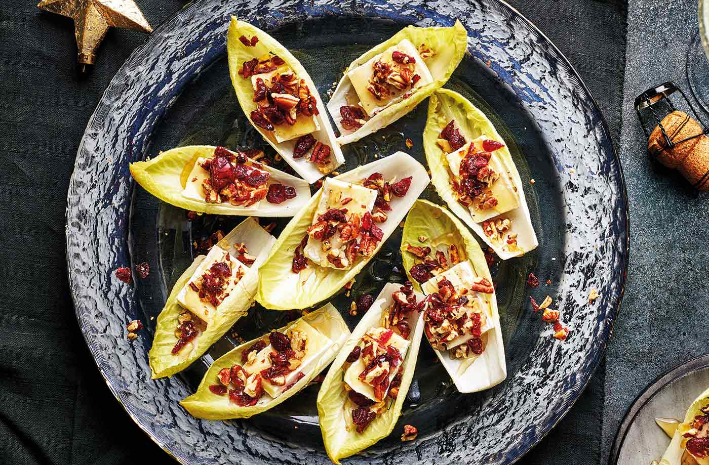 Brie chicory cups recipe