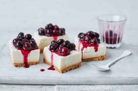 This delightful dairy-free dessert has a crunchy ginger nut base and a sweet agave nectar and almond yogurt filling