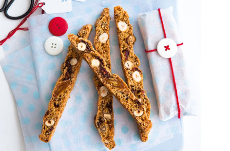 These crunchy, tasty biscotti will keep for up to four weeks if stored in an airtight container, so you can make them a month in advance of giving, all wrapped up in some nice paper and string.