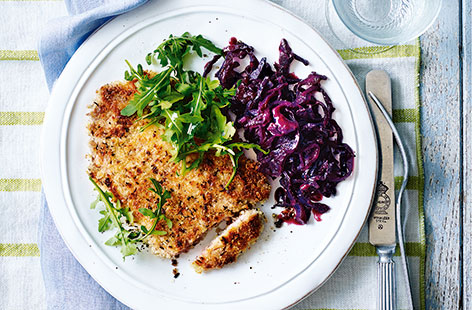 With tender pork loin, sweet dates, cranberry and fragrant ground spices, this delicious pork dish can be rustled up in just 30 minutes and makes a great midweek meal