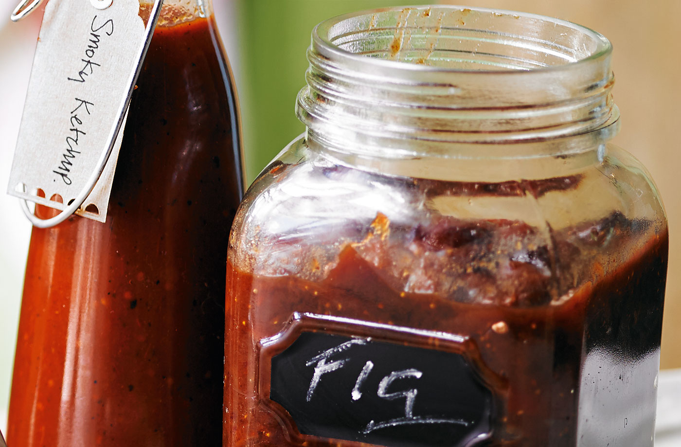 Fig, date and onion chutney  recipe