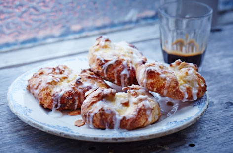 A so-worth-it sweet pastry recipe that combines light, flaky overnight-chilled pastry with sweet creamy custard and crunchy almonds.