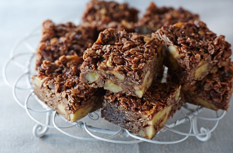 A recipe for banana and chocolate-flavoured flapjacks, perfect for snacking on long walks