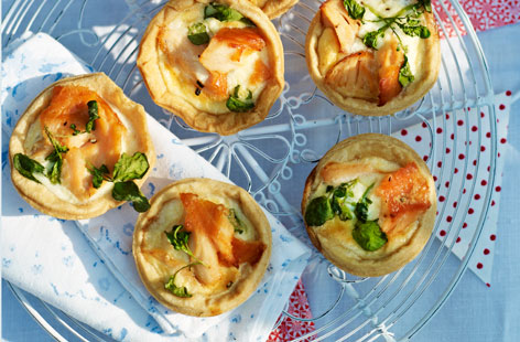 Salmon and horseradish tartlets recipe