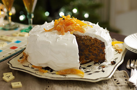 Give this lusciously frosted, classic Christmas cake pride of place on your table