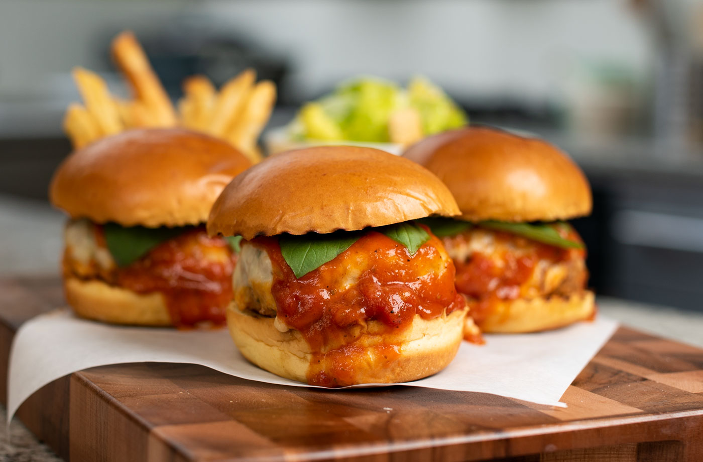 Meaty marinara burgers recipe
