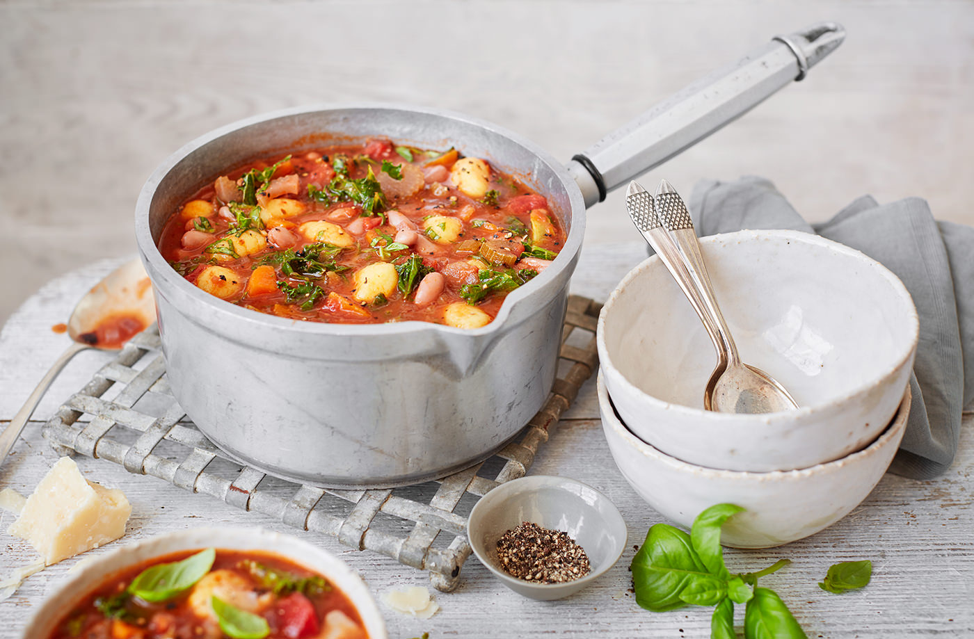 Chunky minestrone soup with gnocchi recipe