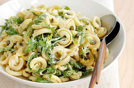 Looking for a pasta salad to enjoy alongside your barbecue favourites? This one might just fit the bill! Strong, peppery rocket balances beautifully with the crème fraîche, while the capers and lemon add a tasty tang.