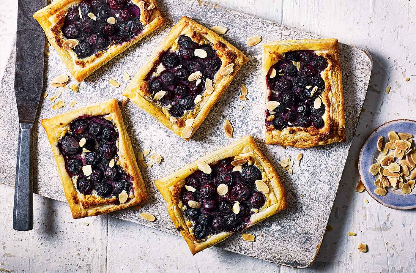 Blueberry Bakewell tarts recipe