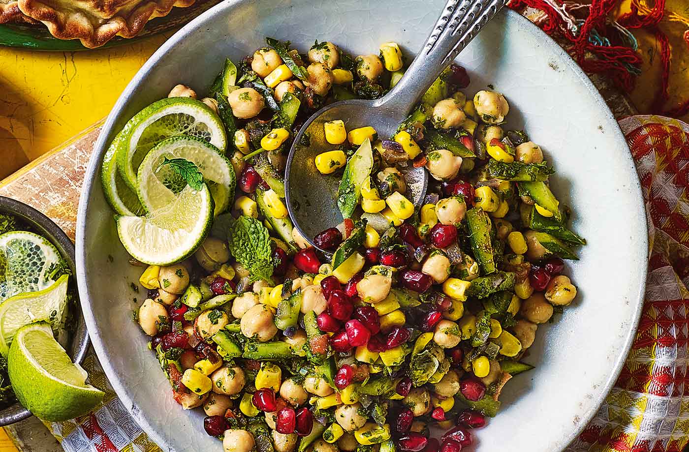 Spicy-sour chickpea chaat recipe