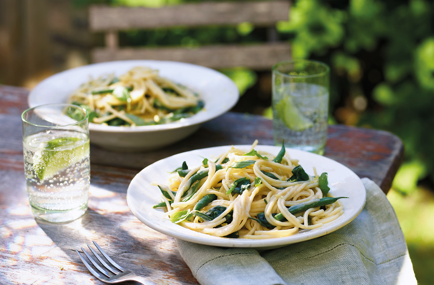 Creamy bean and lemon spaghetti recipe