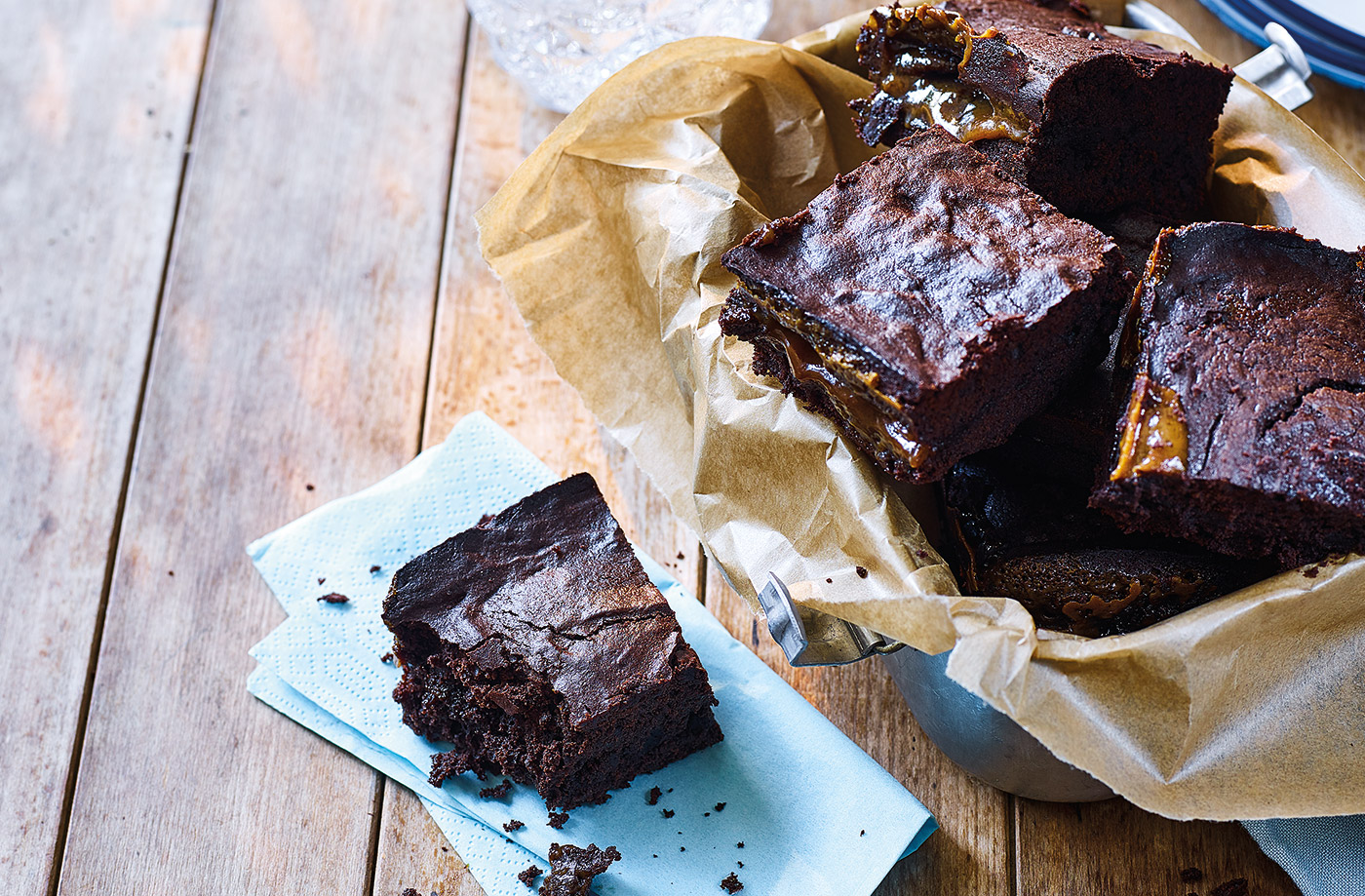 Bourbon caramel chocolate traybake recipe