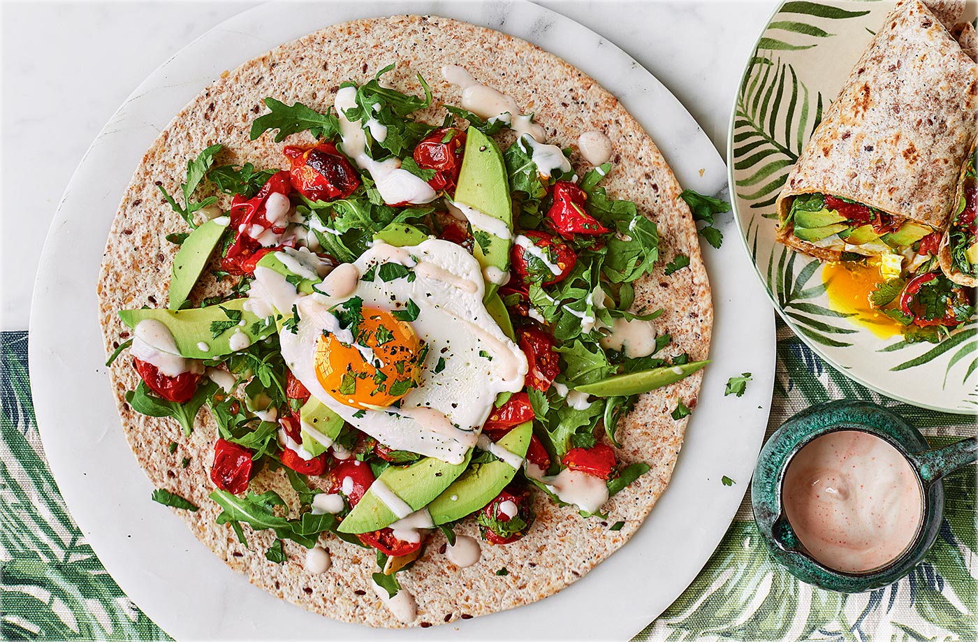 Avocado and egg breakfast burrito recipe