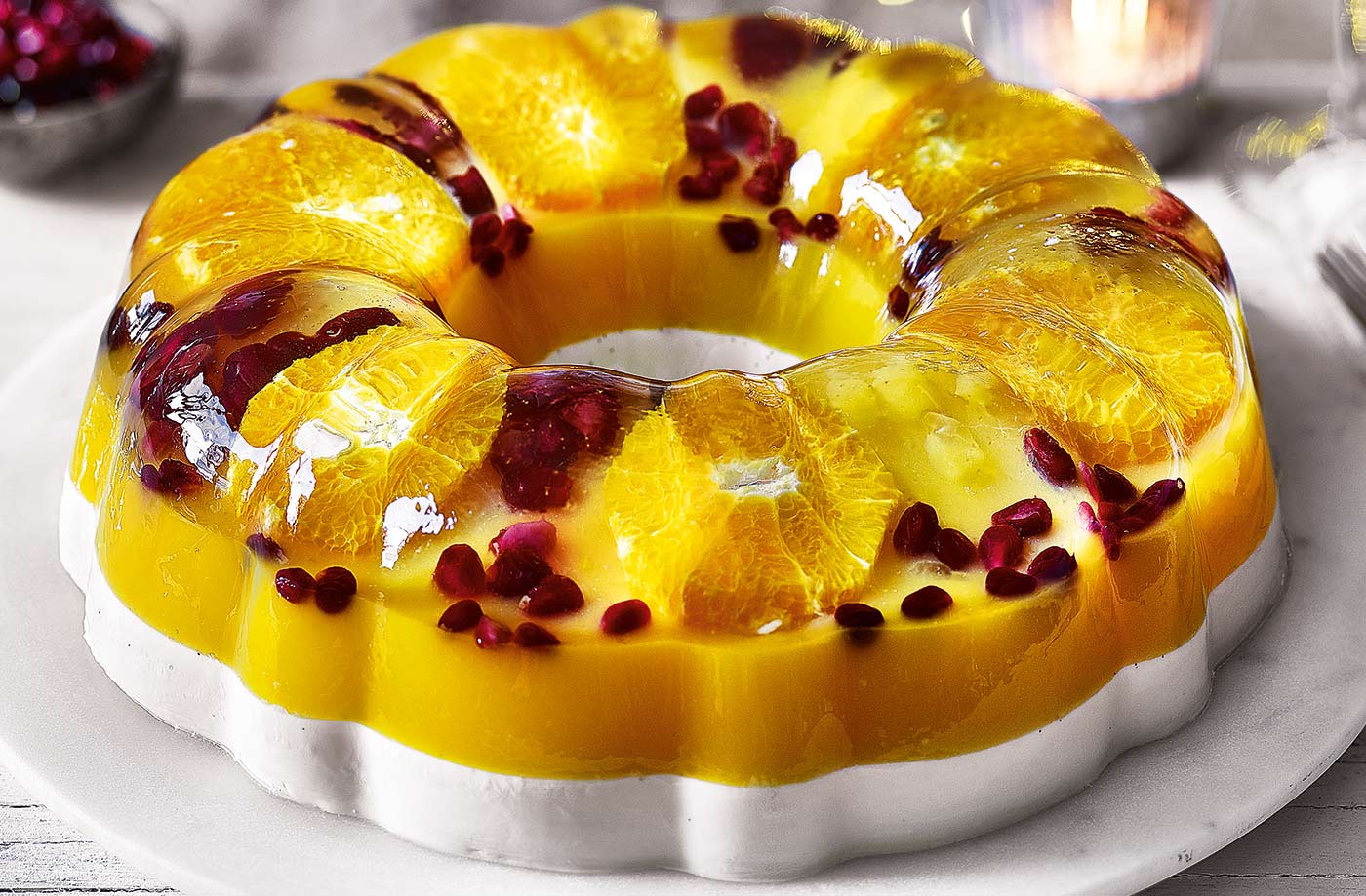 Clementine mimosa and panna cotta wreath recipe