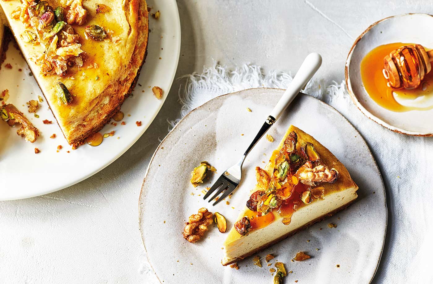 Baked fig, honey and walnut cheesecake recipe