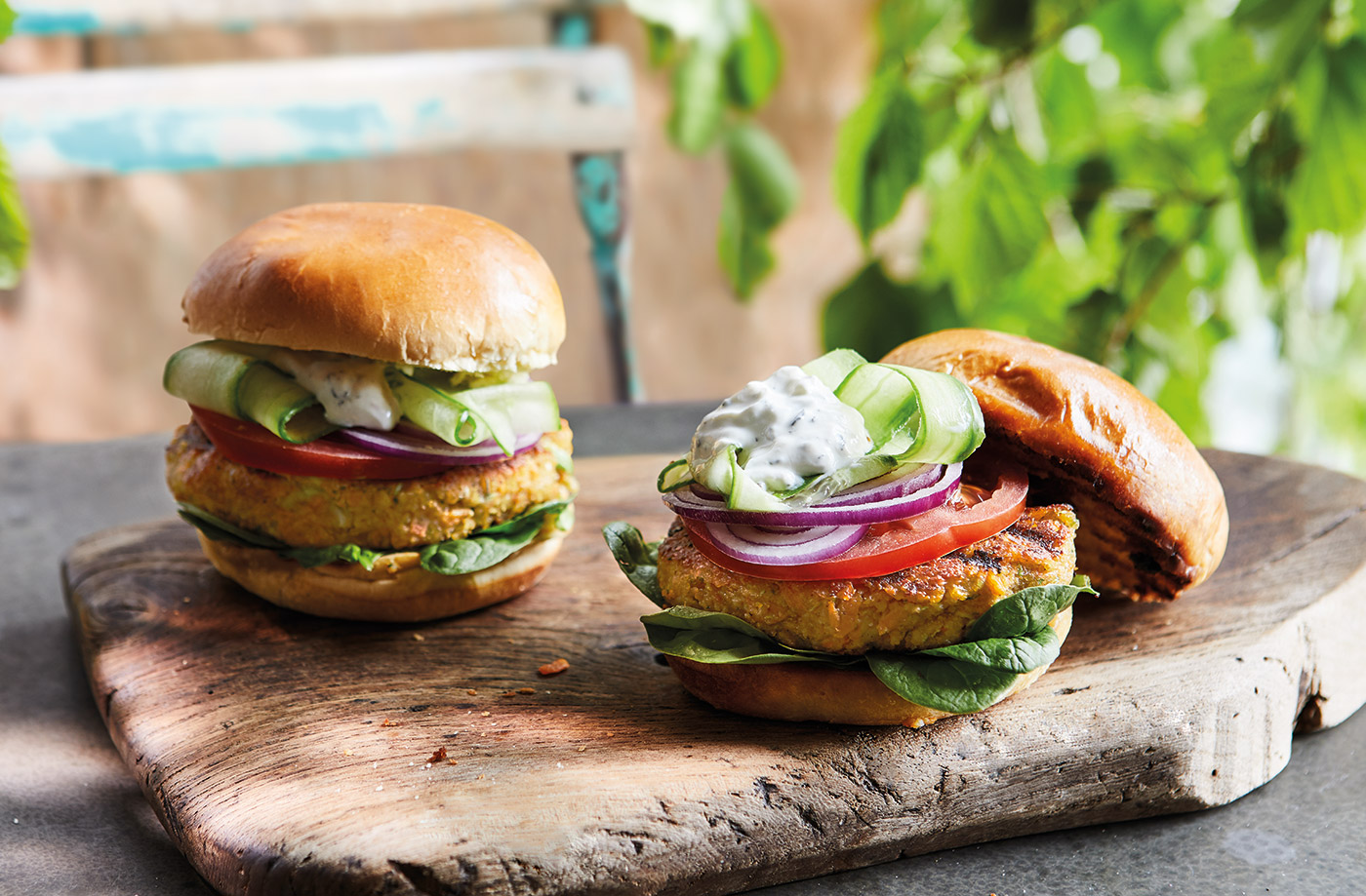 Carrot, courgette and halloumi burgers  recipe