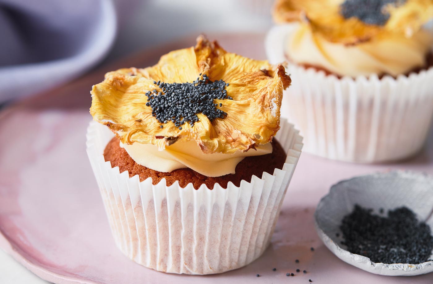 Pineapple 'sunflower' cupcakes recipe
