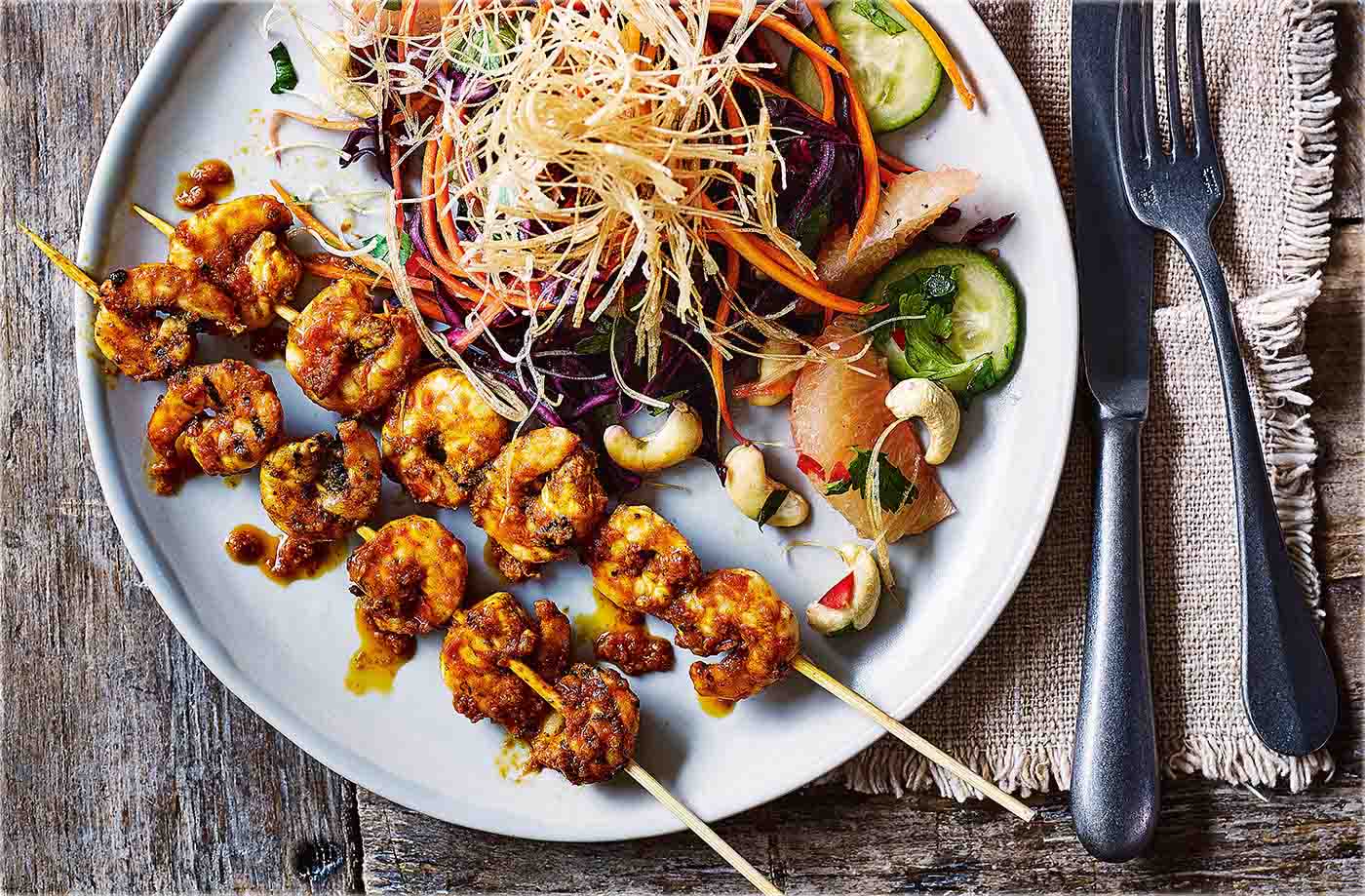 Thai prawn skewers with grapefruit salad recipe