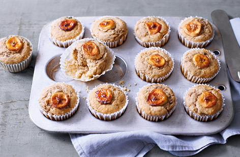 These sweet little banana cupcakes make a great snack for the kids after a busy day, or for popping into their lunchboxes as a healthy treat. They can even with the help with the baking of this easy cupcake recipe.