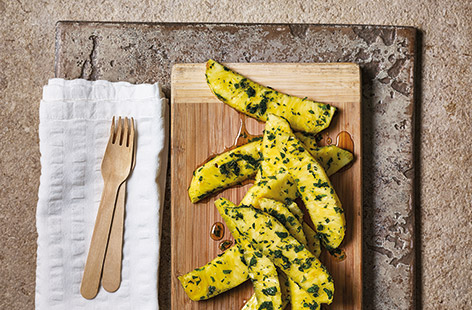Ready in 5 minutes with just 4 ingredients, this fruity snack is ideal for when you're craving something sweet, or it can easily be packed into lunchboxes for snacking on the go.