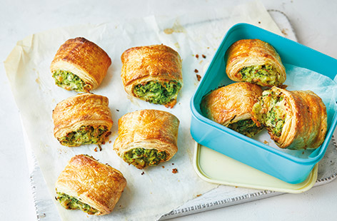 For an easy lunchbox treat, have a go at these bite-size cheesy rolls with mashed butter beans, spinach and courgette