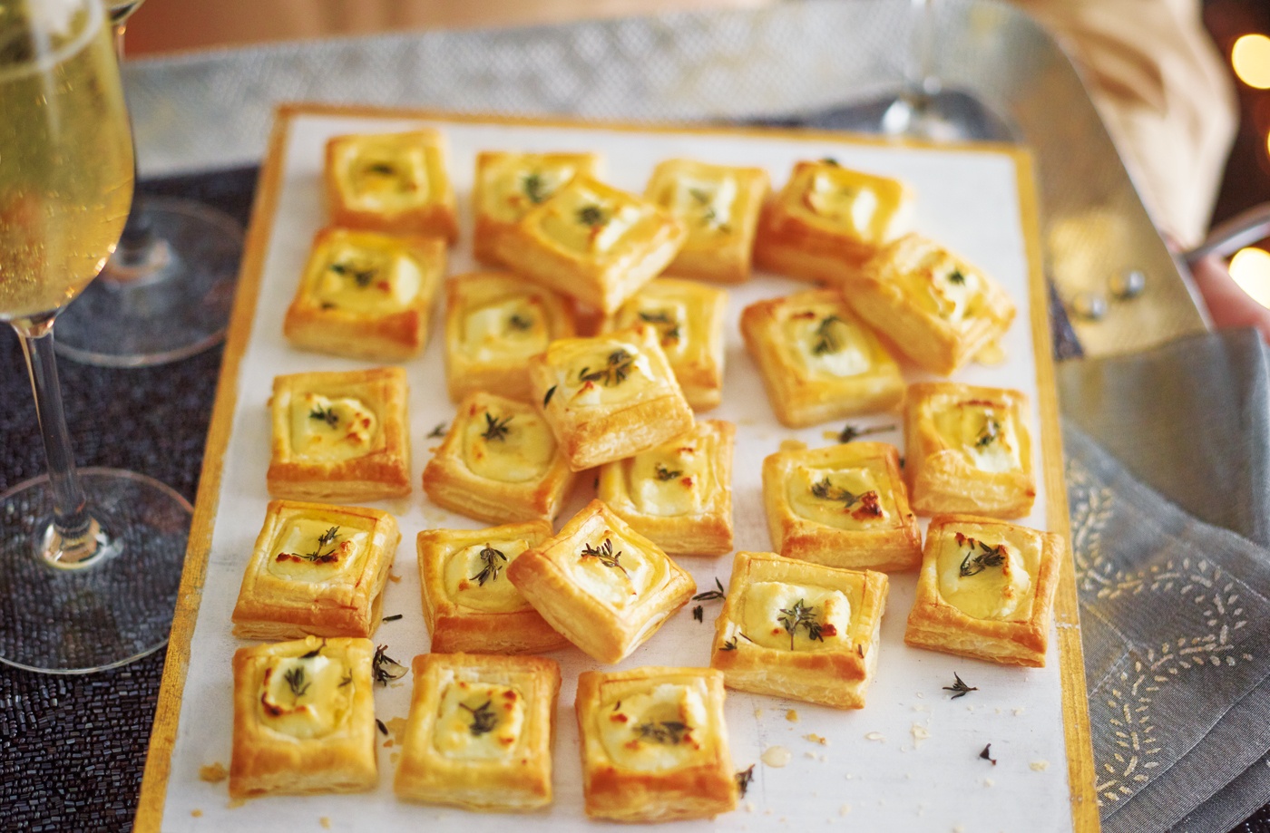 Goat's cheese, honey and thyme bites recipe