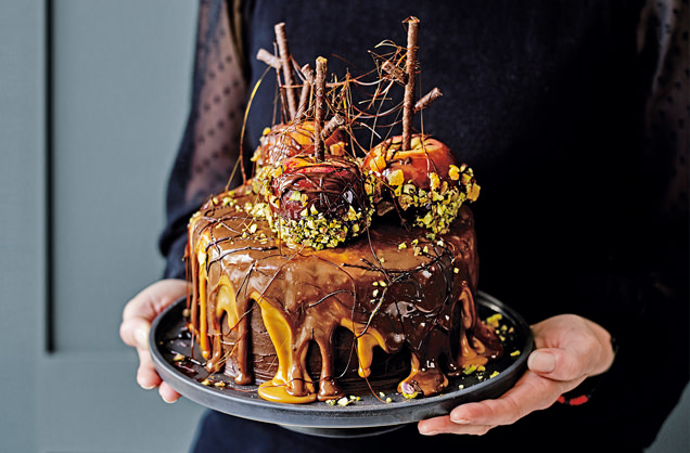 Spiced pumpkin toffee apple cake recipe