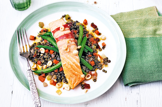 Roasted pancetta-wrapped salmon with lentils recipe