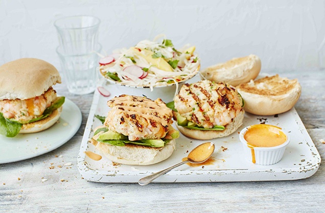 The ultimate summer main, these fiery Thai-inspired burgers are a great meat-free alternative to your classic patties and are sure to be a huge hit with your guests. Packed full of fiery flavour, they are matched with a silky sriracha mayo and mango slaw.