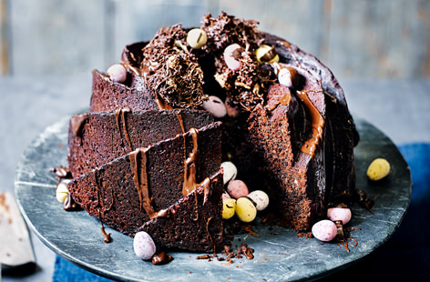 Easter is the perfect occasion to indulge your inner chocoholic, so why not give this showstopping Easter dessert a go? The rich chocolate sponge bundt cake is topped with crunchy chocolate nests and mini chocolate eggs to really take things up a level.