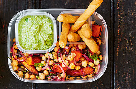 xxxSweet roasted butternut pieces, coupled with protein-rich chickpeas make for a tasty weekday salad. This packs up perfectly for lunch, with a pea and goat’s cheese dip and crunchy breadsticks or it can be double or tripled to make an easy weeknight supp