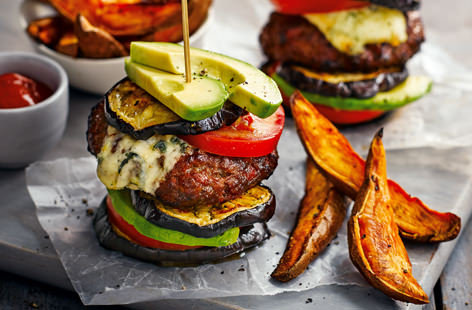 Skewer a chorizo and beef patty between layers of veg to create a delicious take on a bun-less burger. Serve with a side of crispy-skinned sweet potato wedges for a speedy midweek dinner that's packed with flavour