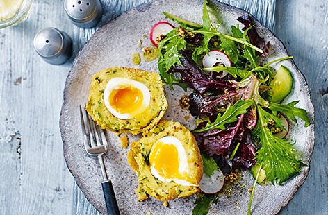 Tuck into these meat-free scotch eggs for a light lunch or pack them into your hamper for a vegetarian picnic snack. Packed with potatoes, turmeric, black mustard seeds, chilli and runny eggs these veggie bites are simple to master with this easy recipe