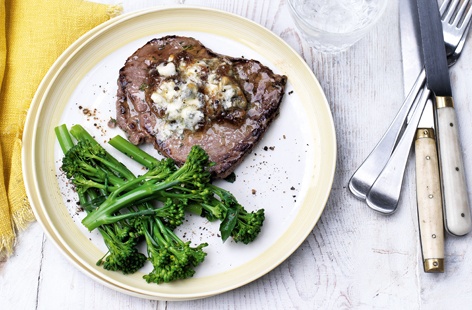 As the name suggests, these thin-cut steaks can be cooked in a matter of minutes. Serve with a tangy Roquefort and chutney butter, paprika-spiced sweet potato wedges and tenderstem broccoli, for a speedy and delicious dinner for two idea