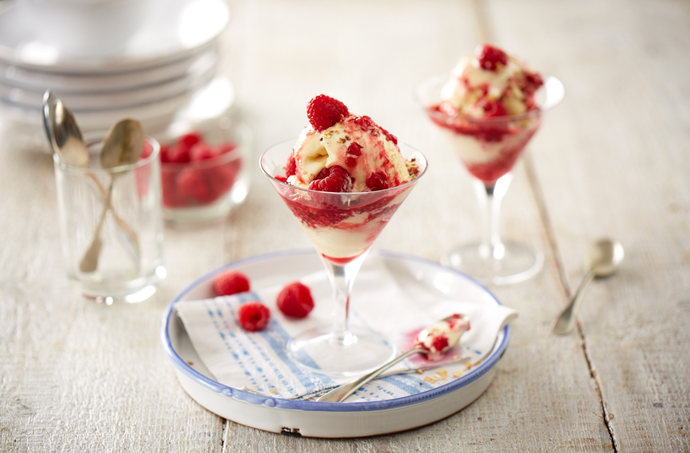 Cranachan ice cream sundae recipe