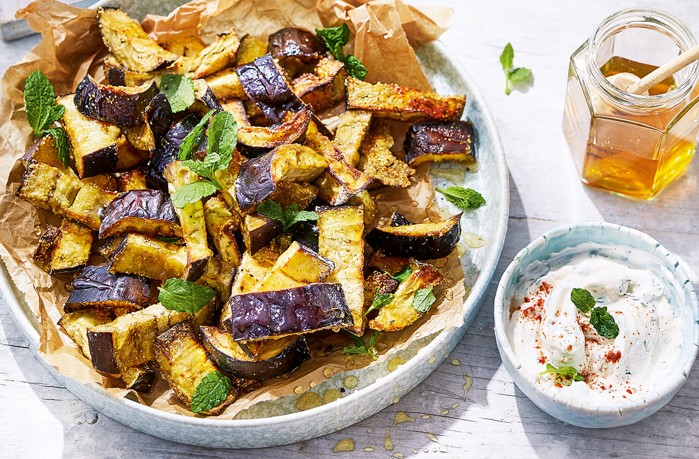 Baked aubergine chips with honey and thyme recipe