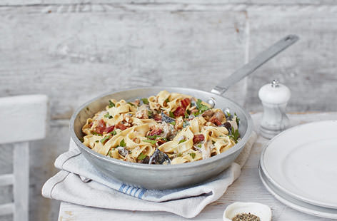Gorgonzola and mushroom tagliatelle