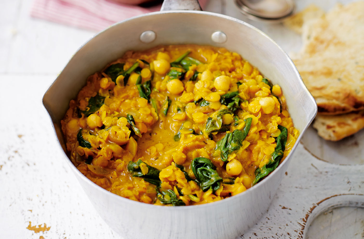 Spinach and chickpea coconut dhal recipe