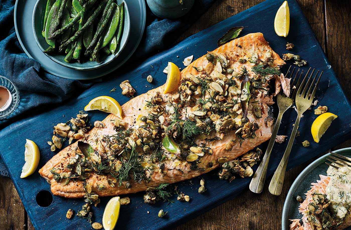 Salmon with toasted seeds and prosecco sauce recipe