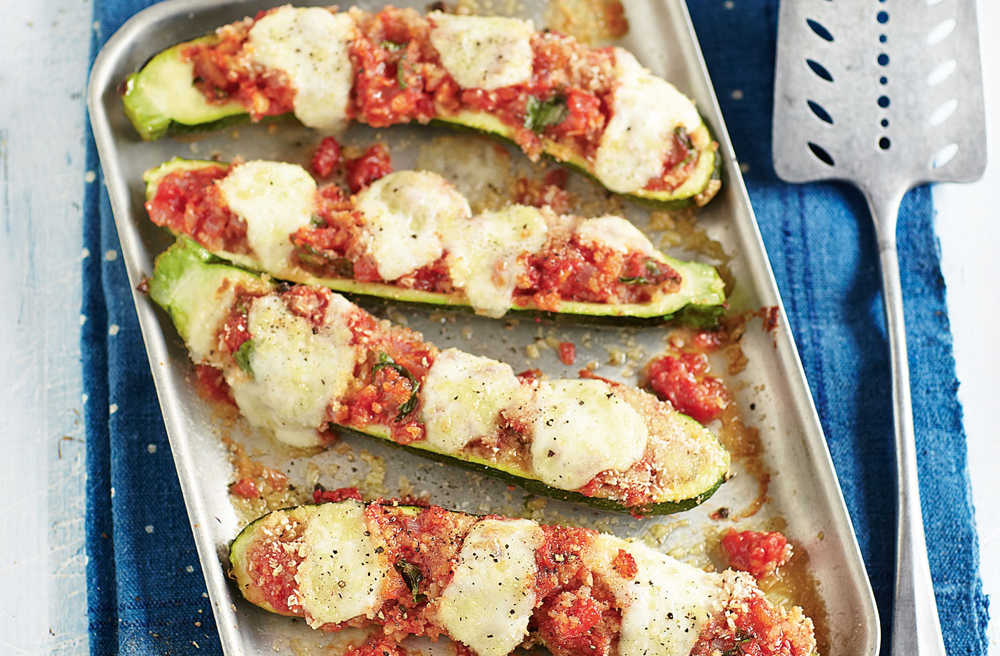 Stuffed courgettes with rocket salad recipe