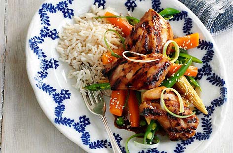 A little salty, a little sweet, a little sour, chicken teriyaki with steamed sesame veg is just what you need for a great supper after a long day.