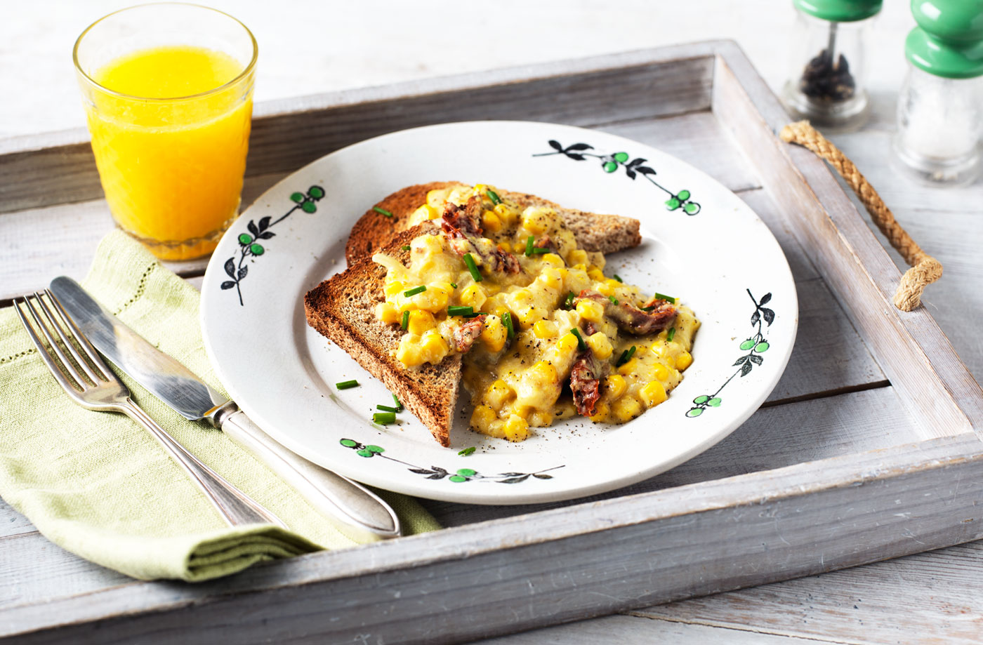 Creamed sweetcorn on wholemeal toast with chives and sundried tomatoes recipe