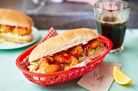 Join the street food revolution and impress your pals with this heady, flavour-packed feast of seasoned, breaded prawns in a bun – all the way from New Orleans. 