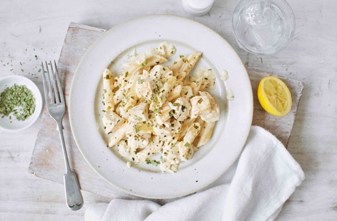 Chicken, crème fraîche, lemon and a sprinkling of dried tarragon provide the bulk of the flavour in this simple pasta recipe. As easy to make as it is delicious, this is one that you can whip up in just 15 or so minutes. Give it a go.