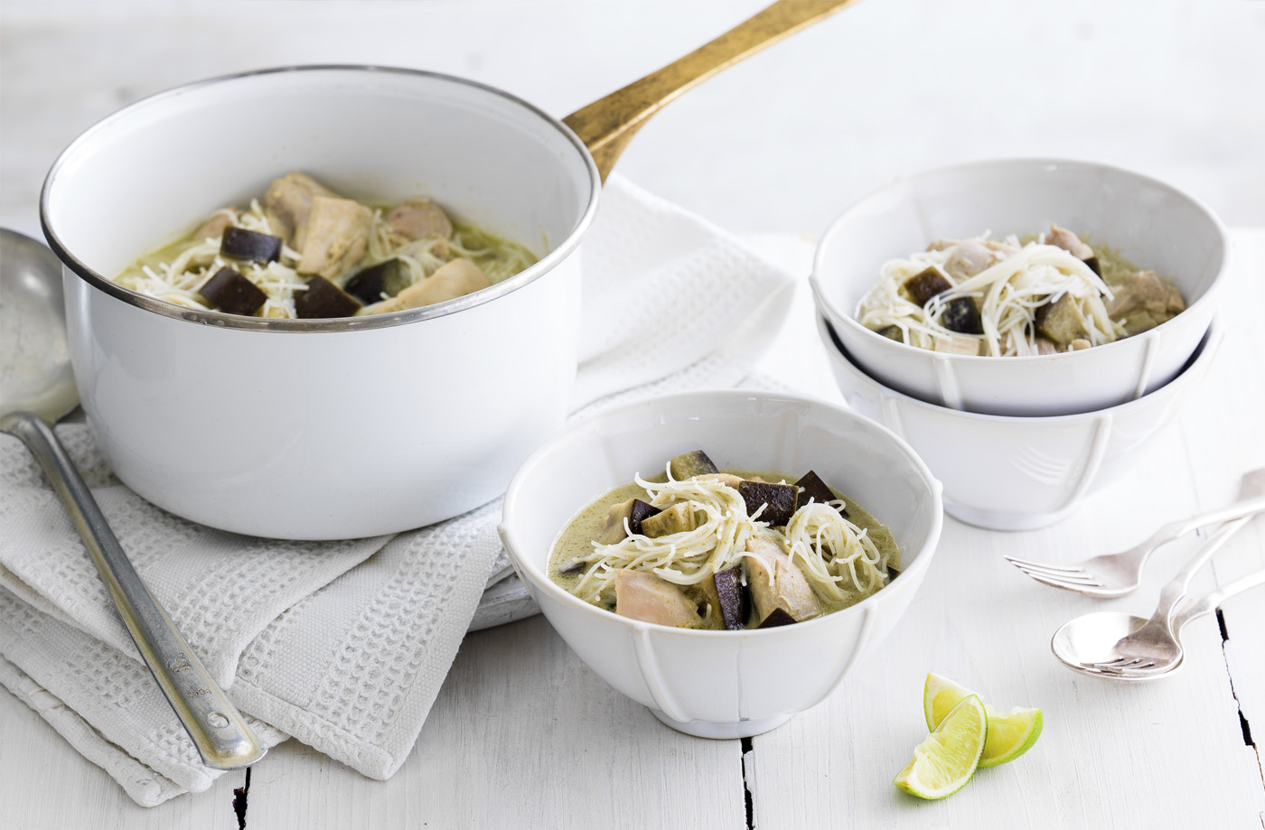 One-pot Thai green chicken curry recipe